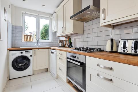 73a Alfred Road, Kingston Upon Thames, KT1 2TZ