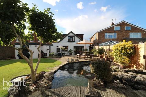 13 Edward Road, Biggin Hill, Westerham, TN16 3HN