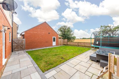 6 Meeks Croft, Clifton, Shefford, SG17 5GW