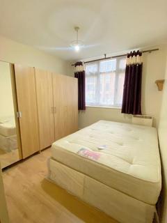 1 bedroom apartment to rent - Gainsborough Lodge  Harrow HA1