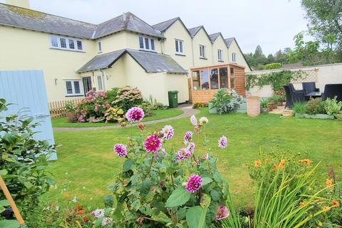 Flat 2, Perrys Manor Perrys Gardens, West Hill, Ottery St Mary, EX11 1XA