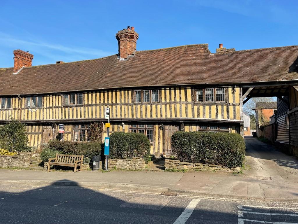 Staplehurst, Kent 3 bed cottage £539,000