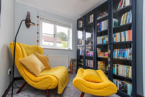 5 Marron Close, Axbridge, BS26 2PE