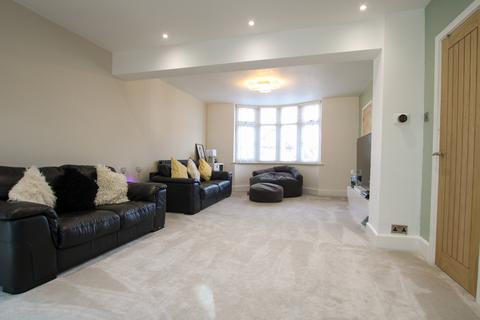 135 Bagnall Road, Nottingham, NG6 0LA