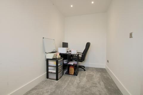 135 Bagnall Road, Nottingham, NG6 0LA