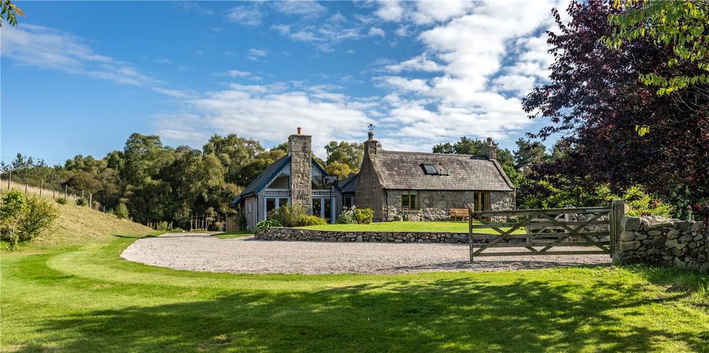 Woodend Cottage, Blairdaff, Inverurie, Aberdeenshire, AB51 5 bed