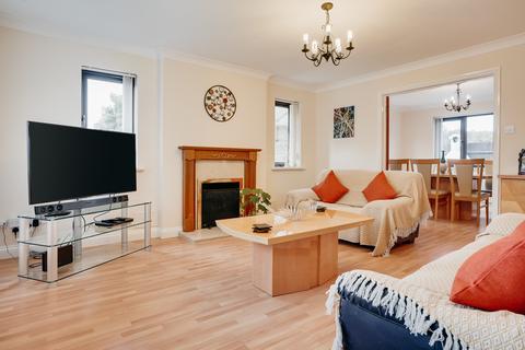 1 Glebe Road, Waterbeach, Cambridge, CB25 9RJ