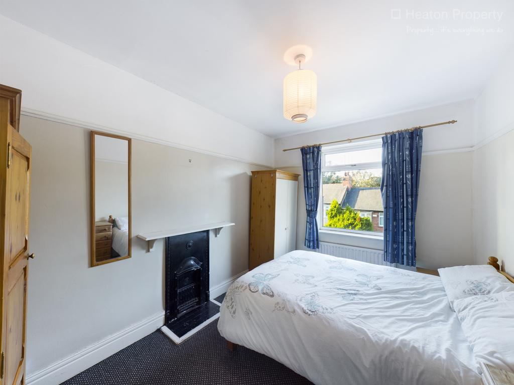 Shaftesbury Grove, Heaton, Newcastle... 2 bed flat £880 pcm (£203 pw)