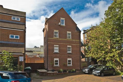 1 bedroom apartment to rent, Quakers Court, North Street, Guildford, Surrey, GU1