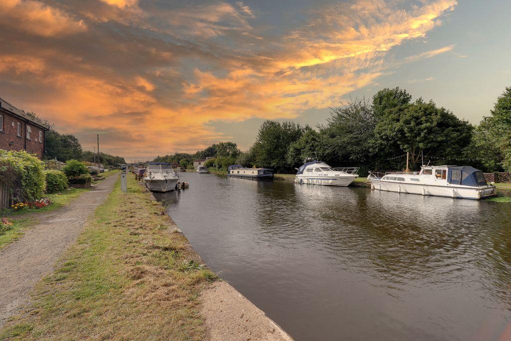 Canal View