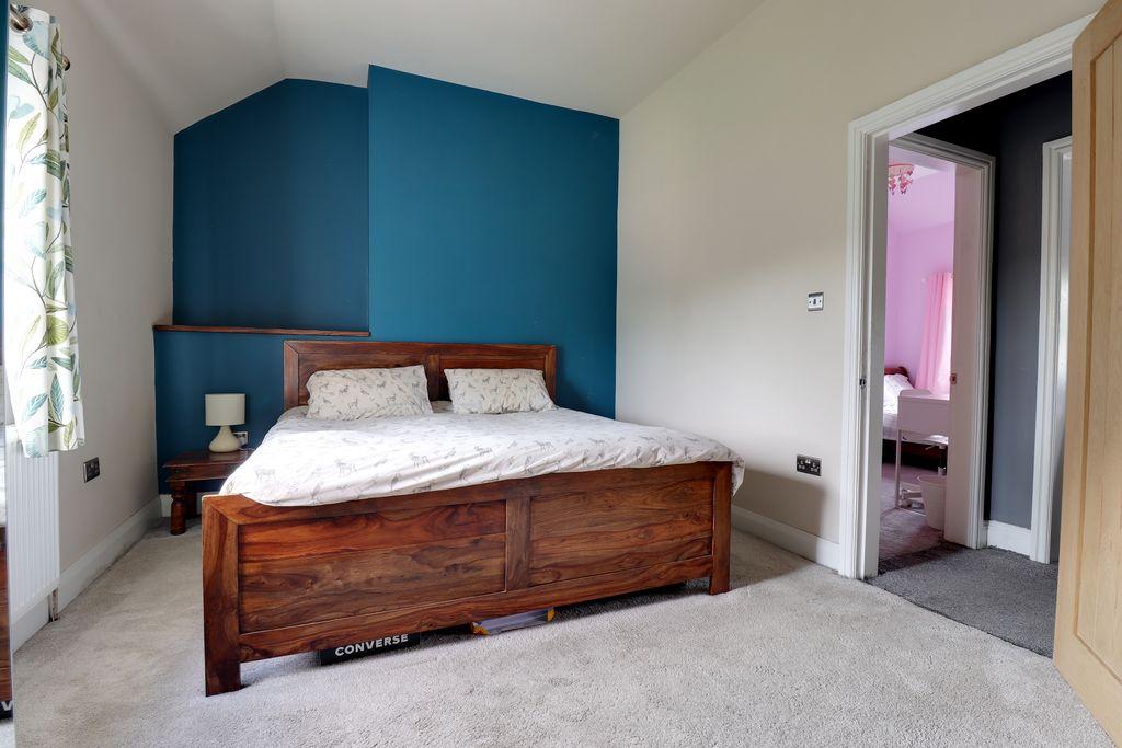 Bedroom 1 (Double)