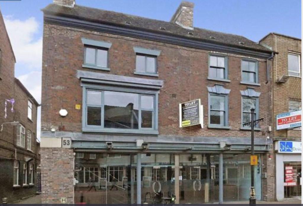 53 Ironmarket, NewcastleunderLyme... Restaurant £2,917 pcm (£673 pw)