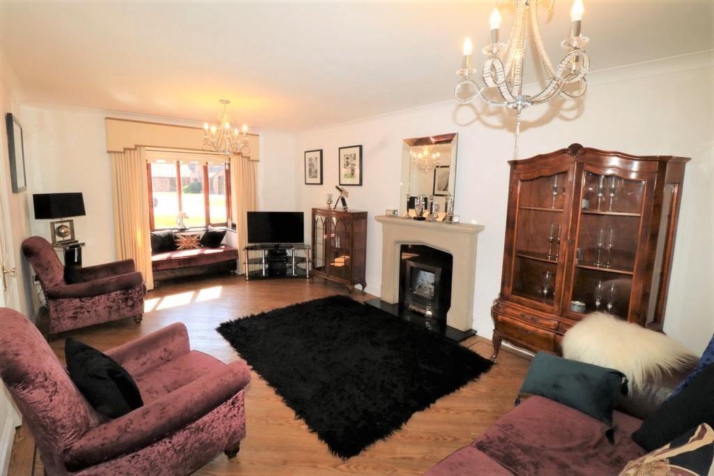 The Wardens, Kenilworth 4 bed detached house £795,000