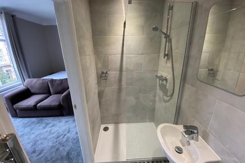undefined, Feversham Crescent, Room Five