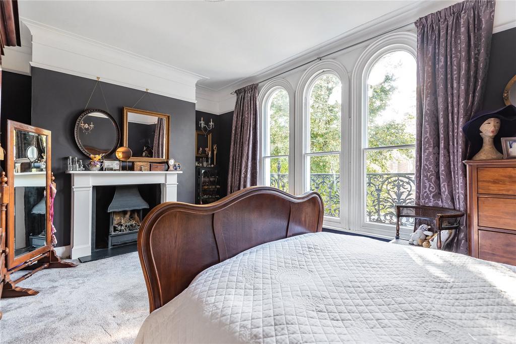 Main Bedroom