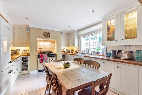 27 Langham Place, Northampton, NN2 6AA
