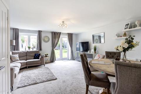 36 Loachbrook Farm Way, Congleton, CW12 4DE