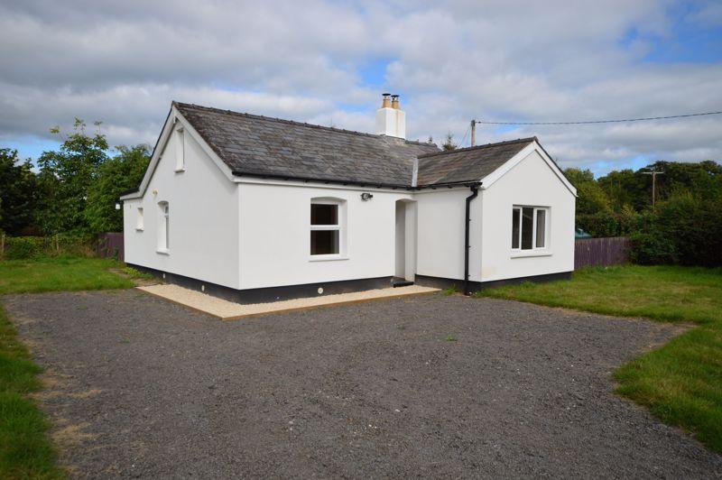 Pandy, Abergavenny 2 bed detached bungalow £795 pcm (£183 pw)