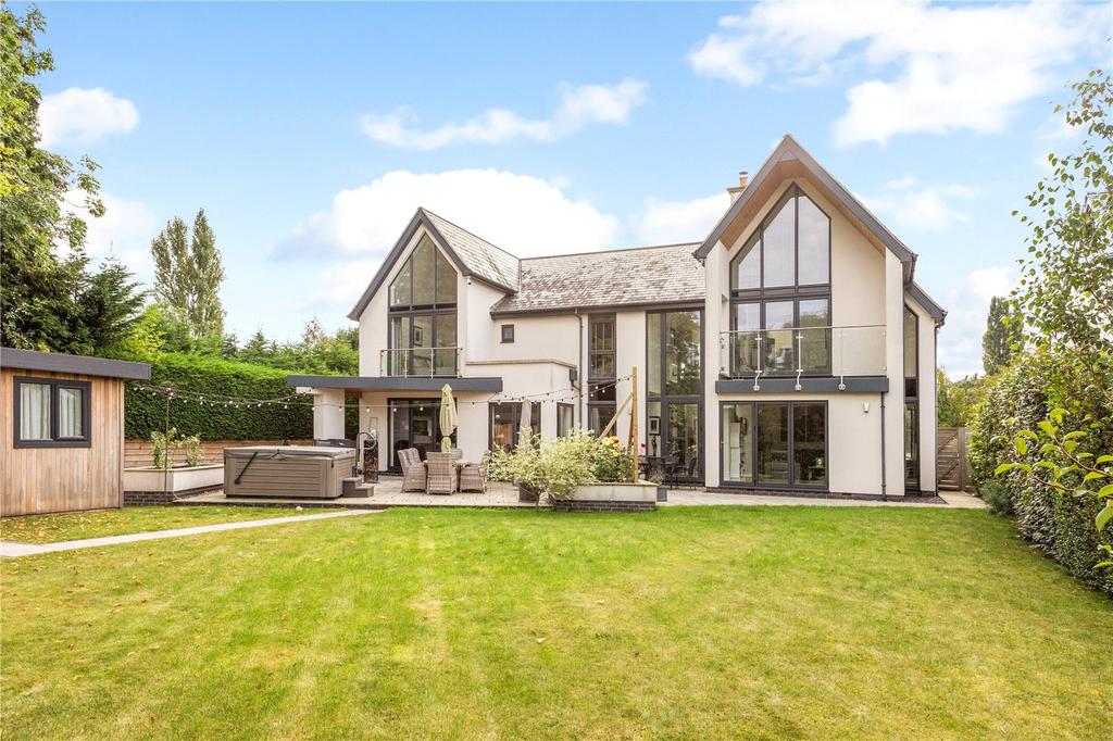 Caythorpe Road, Caythorpe, Lowdham, Nottingham, NG14 5 bed detached