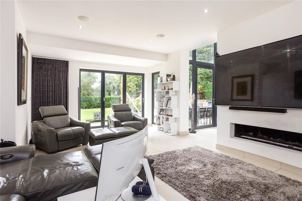 Caythorpe Road, Caythorpe, Lowdham, Nottingham, NG14 5 bed detached