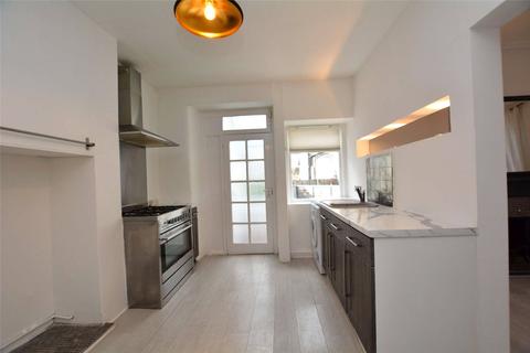 4 Kings Place, Leeds, LS6 3AR