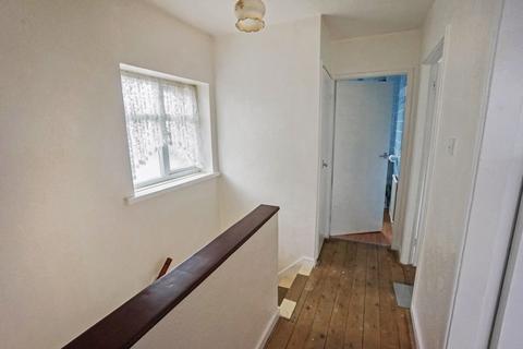 17 Bertram Close, Tipton, DY4 0EL