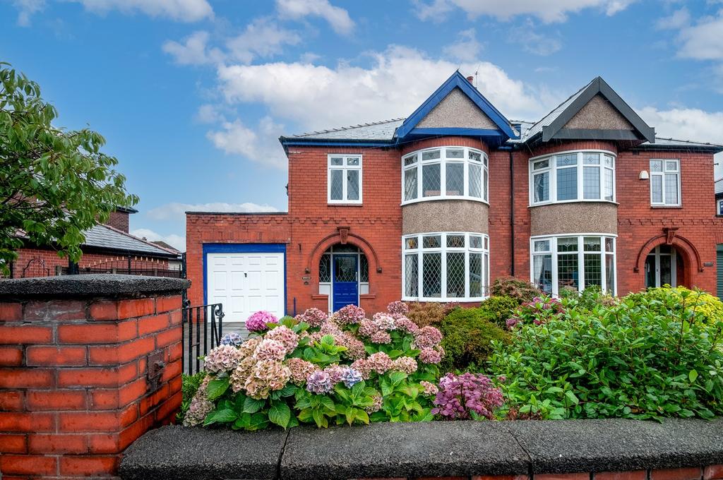 Rainford Road, Windle, St Helens, WA10 3 bed semidetached house £300,000