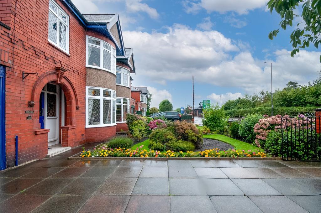 Rainford Road, Windle, St Helens, WA10 3 bed semidetached house £300,000