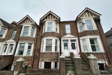 2 bedroom flat to rent, Mount Pleasant Road, Hastings, TN34 3SS