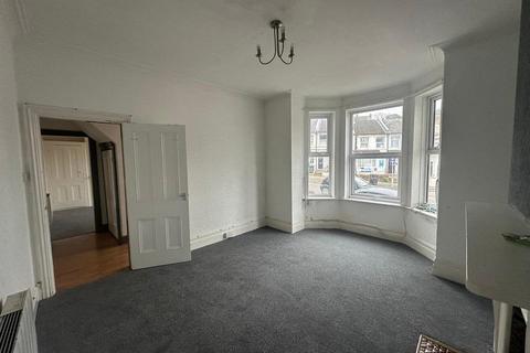 2 bedroom flat to rent, Mount Pleasant Road, Hastings, TN34 3SS