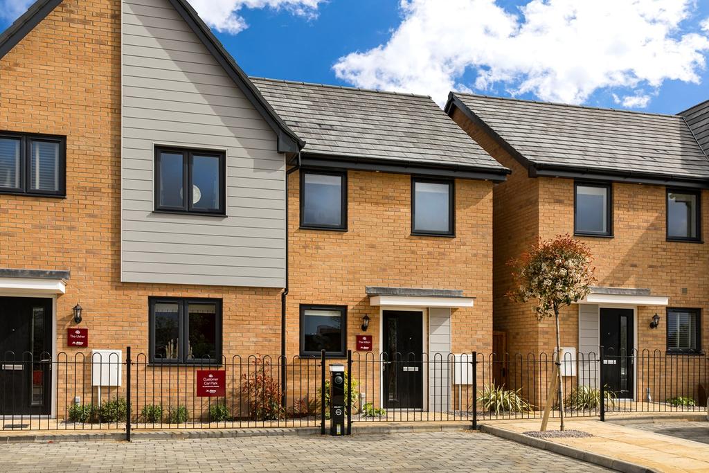 Bengrove, Wolverton Mill, Milton Keynes, MK12 2 bed terraced house £