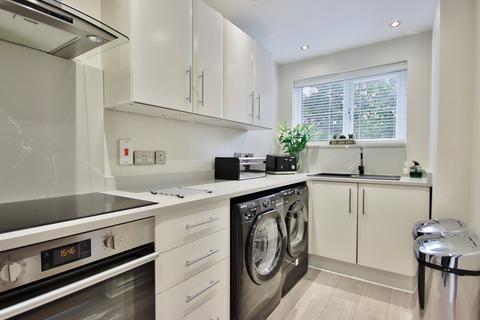 8 Adelaide Close, Worcester, WR3 8BD