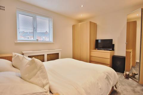 8 Adelaide Close, Worcester, WR3 8BD