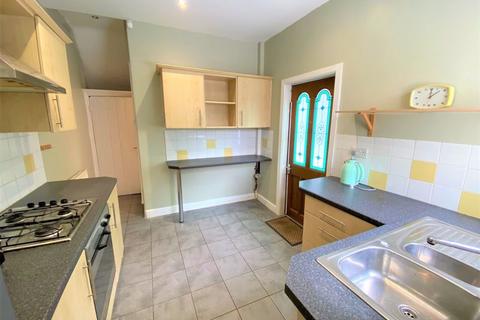 3 bedroom terraced house to rent, Alexandra Road, Manchester