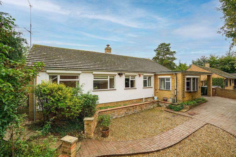 Lydalls Road, Didcot 4 bed detached bungalow £530,000