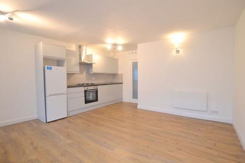 1 bedroom maisonette to rent, Westfield Park, Hatch End