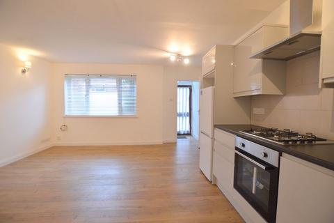 1 bedroom maisonette to rent, Westfield Park, Hatch End