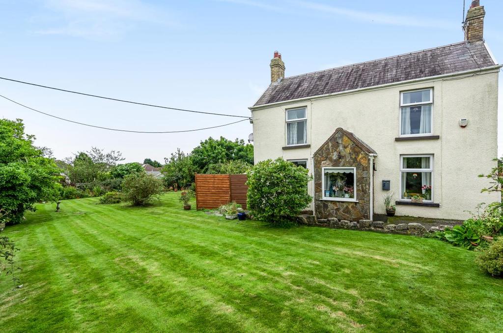 Pennard Road, Kittle, Swansea 3 bed detached house £470,000