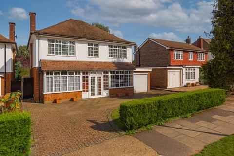 24 Wallace Fields, Epsom, KT17 3AT