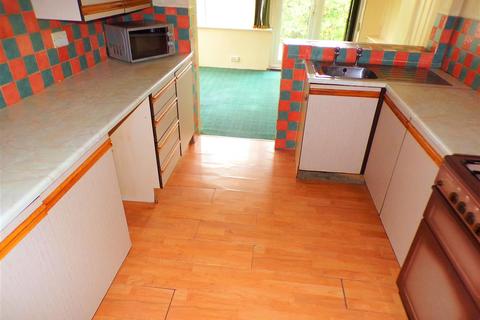 22 Eversley Close, Rhyl, LL18 4US