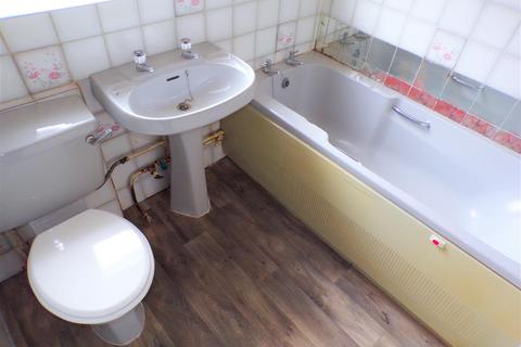 22 Eversley Close, Rhyl, LL18 4US