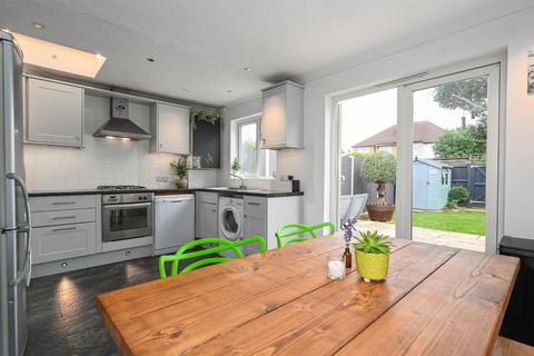 21 Berkeley Drive, West Molesey, KT8 1RA