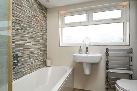 21 Berkeley Drive, West Molesey, KT8 1RA