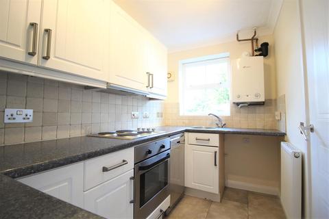 4 Harvard Way, Amesbury, Salisbury, SP4 7XE