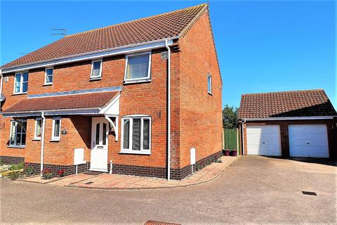 39 Anchor Way, Carlton Colville, Lowestoft, NR33 8GR
