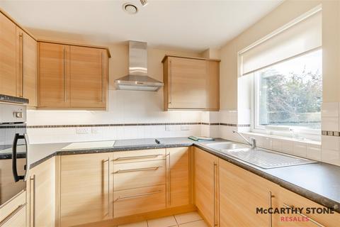 2 bedroom apartment for sale, Dutton Court, Station Approach, Cheadle Hulme, Cheadle