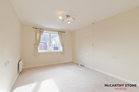 2 bedroom apartment for sale, Dutton Court, Station Approach, Cheadle Hulme, Cheadle