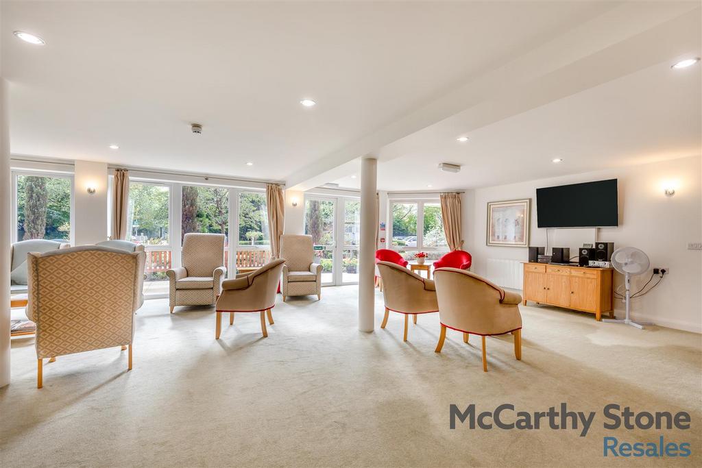 8669035-interior20.jpg