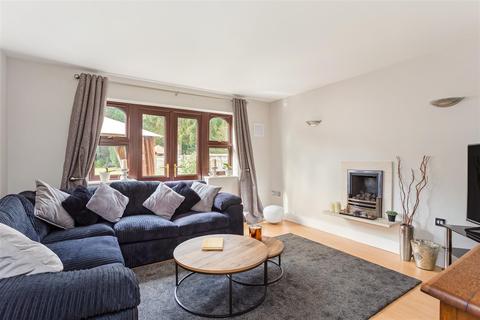 Pine Tree House, 94a New Road, Ascot, SL5 8QQ