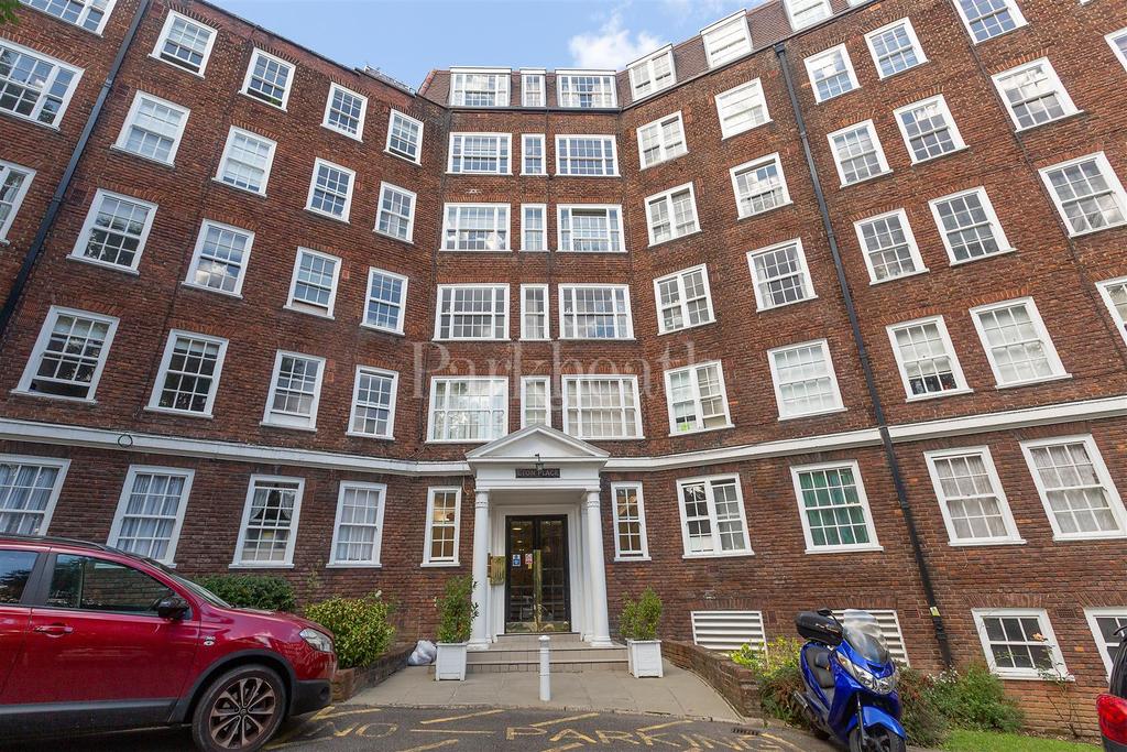 Eton College Road, Belsize Park NW3 2 bed flat £710,000